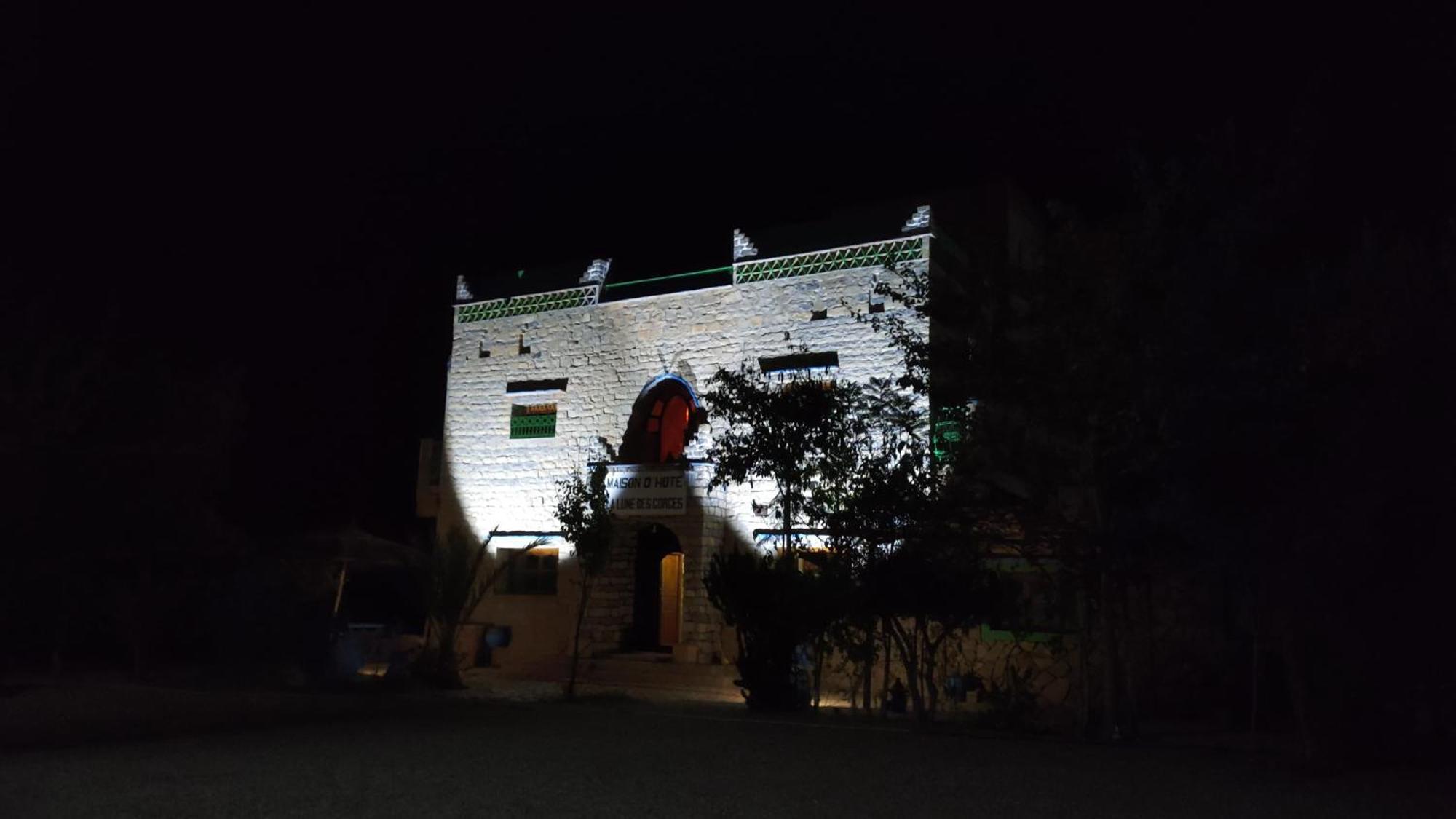 Maison La Lune Des Gorges Tinghir Exterior photo